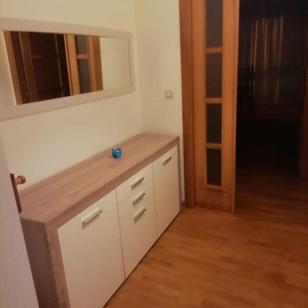 Meri Apartment Мушия Екстериор снимка