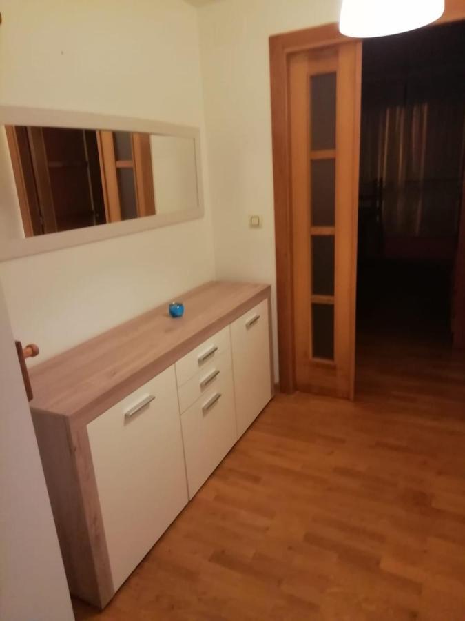 Meri Apartment Мушия Екстериор снимка